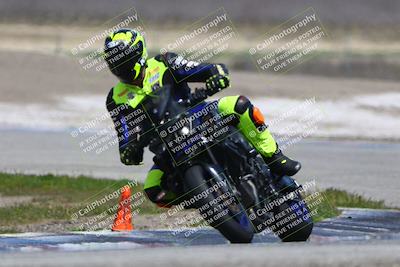 media/Mar-22-2025-TrackDaz (Sat) [[0456df0c41]]/Group B/Session 3 (Outside Grapevine)/